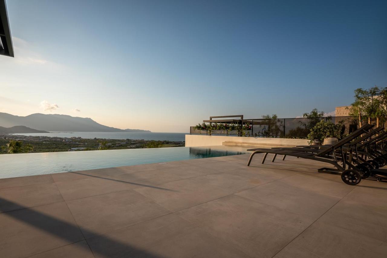 Villas Phos And Kallos Kíssamos Exteriör bild
